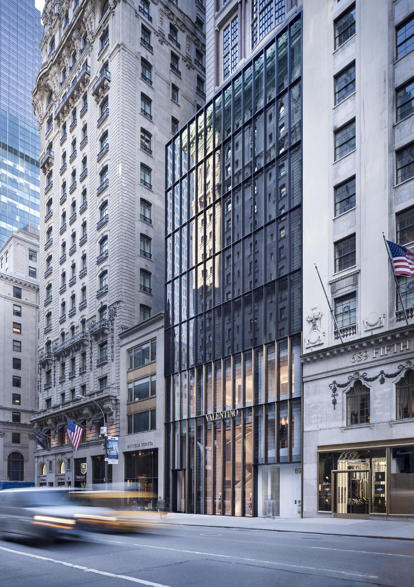 David Chipperfield Architects, Santi Caleca · Valentino New York Store Divisare