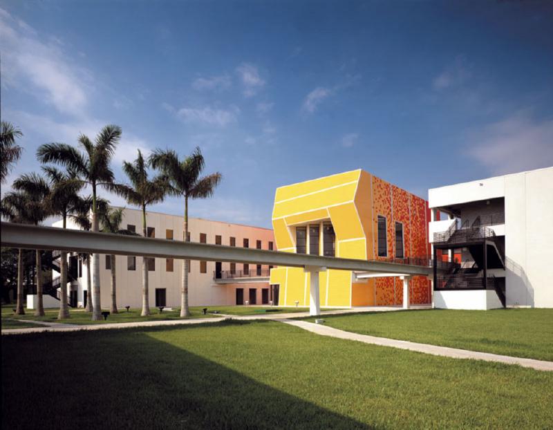Bernard Tschumi Architects, Peter Mauss/ESTO · School Of Architecture